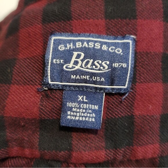 G.H. Bass & Co. Dark Red Checkered Button Up Shirt Size XL - Picture 4 of 8